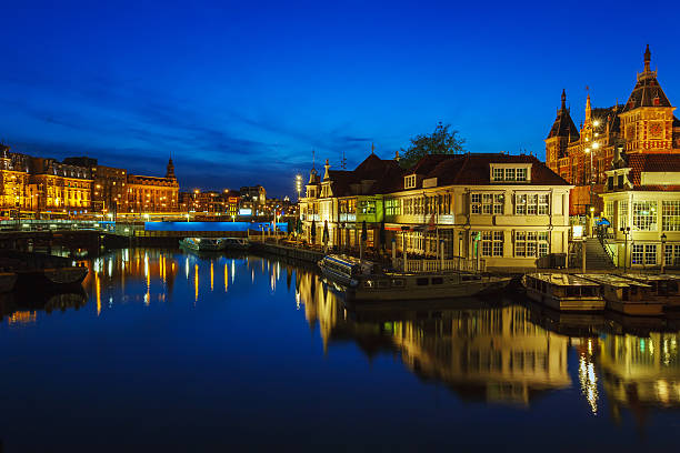 istock Prins Hendrikkade at Night, Amsterdam 493597100