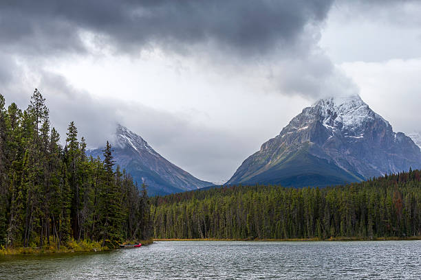 istock Smoking Mountain in Banff National Park, Canada 493597866