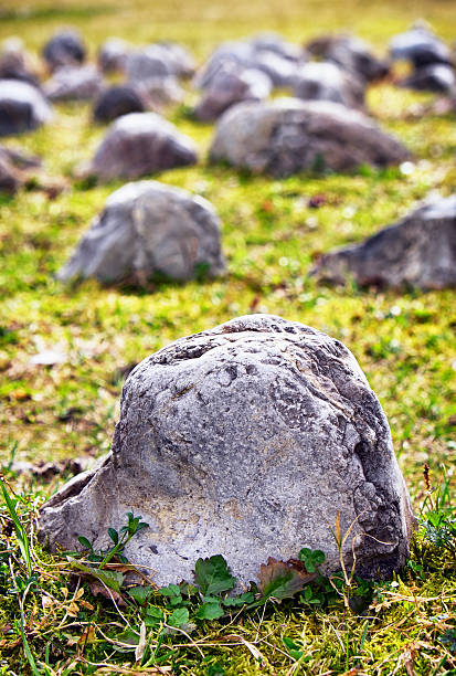 istock curves of rocks 493610653