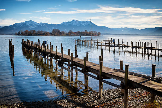 старый деревянный мол - jetty old wood obsolete стоковые фото и изображения