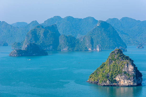 istock Halong Bay Vietnam 493693642