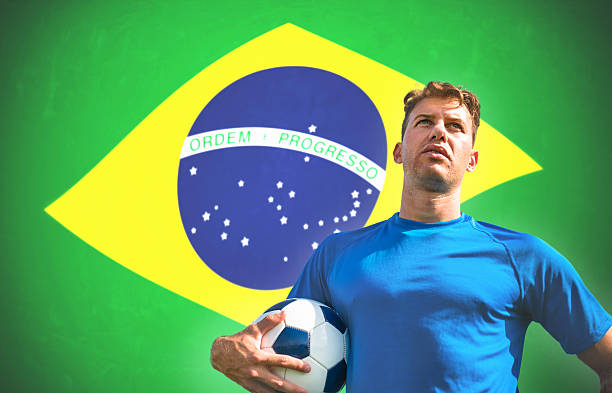 portrait de joueur de football brésilien - athlete soccer player men professional sport photos et images de collection