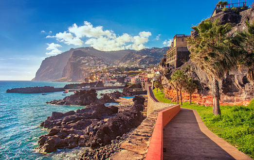Promenade pie en Camara de Lobos, Madeira photo