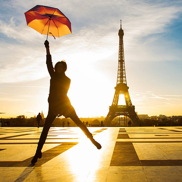 istock Fashion Paris 493737834
