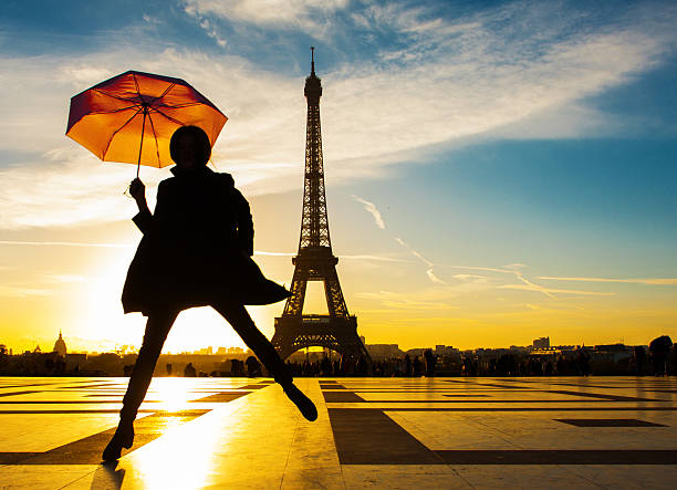 istock Fly to fashion Paris 493741064
