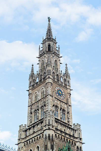 istock Munchen New Town Hall Marienplatz 493757832