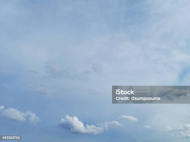 Frühling Blauen Und Weißen Wolken Stockfoto und mehr Bilder von Biegung - Biegung, Bildhintergrund, Blau
