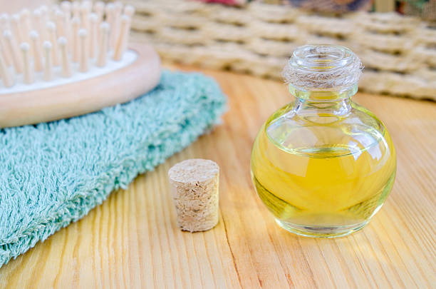 istock Small bottle of cosmetic oil 493766470