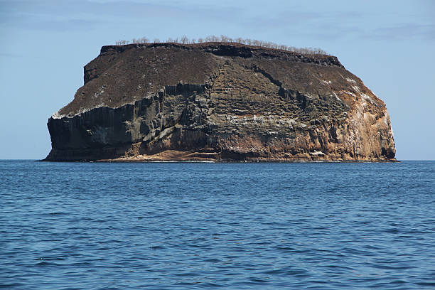 istock Galapagos: Small Island in the Galapagos 493767029