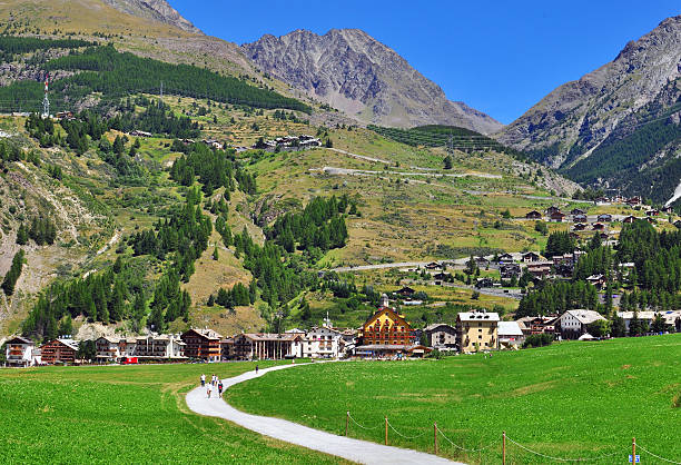 cogne, gran paradiso - parque nacional de gran paradiso - fotografias e filmes do acervo