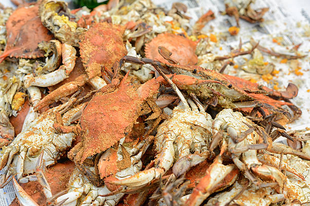 istock Seasoned Steamed Crabs 493830483
