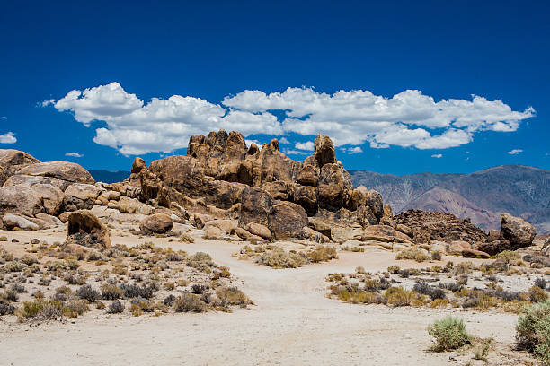 istock Hippo Rock at Alabama Hills, Sierra Nevada 493834240