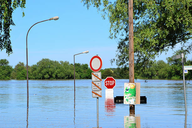 istock flooded street 493834337