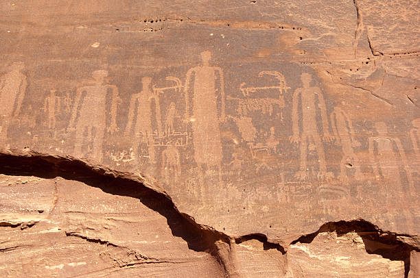 Rock painting in Al-Ula pre-islamic rock paintings in old town of Al-Ula in Saudi Arabia madain saleh photos stock pictures, royalty-free photos & images