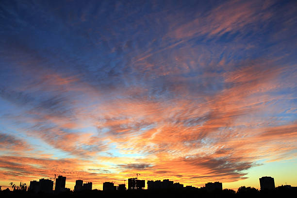 istock Sunrise in city 493834642
