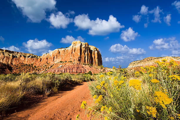 日までに幽霊ランチ - new mexico 写真 ストックフォトと画像