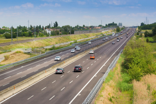 Traffic in motion in Brasilia underpass