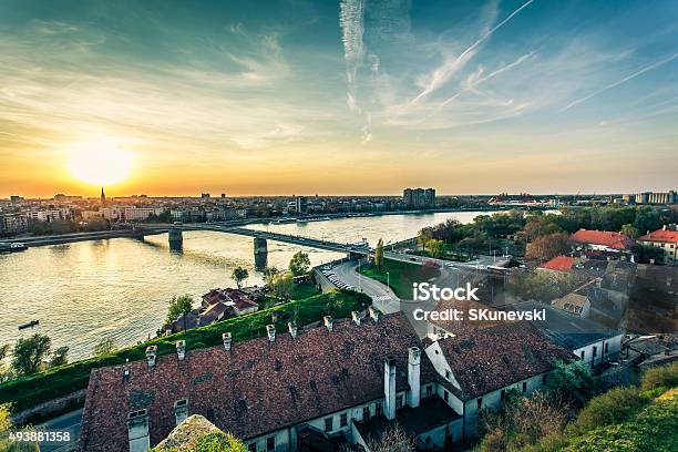 Photo libre de droit de Ville Depuis De Novi Sad banque d'images et plus d'images libres de droit de Serbie - Serbie, Novi Sad, Fleuve Danube