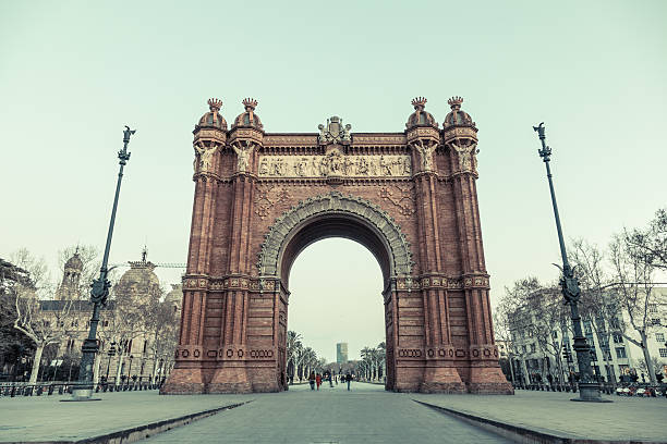 istock Arc de Triomf in Barcelona at Night 493882095