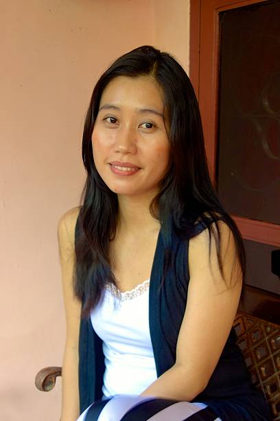 istock Indonesian woman 493919699