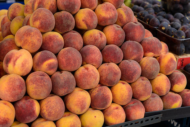 istock Peaches at a street market 493942566