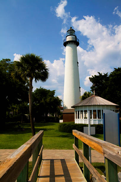 istock Saint Simons Island Georgia Lighthouse 493973292