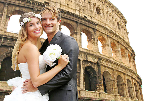 istock Colosseum Wedding Rome Romance 493982778