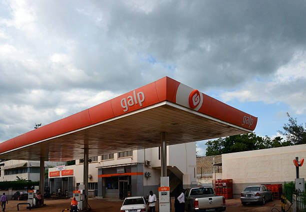 Galp Energia Petrol Station in Banjul, Gambia Banjul, The Gambia - September 2, 2015: people refuel their cars at a Galp Petrol Station on Independence drive banjul stock pictures, royalty-free photos & images