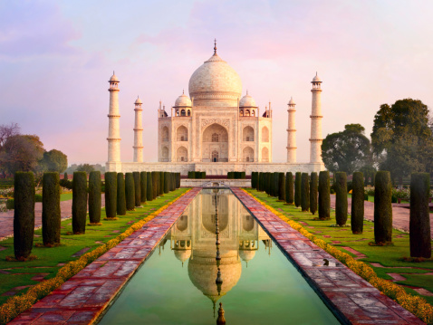 Taj Mahal spectacular early morning view, Agra, India.