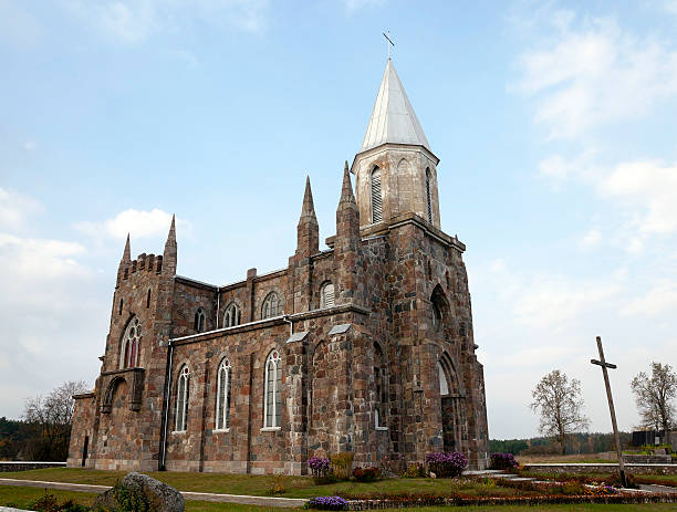 igreja católica. tm - churchgoing imagens e fotografias de stock