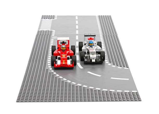 lego ferrari f14 t y mclaren mercedes de carreras de coches - formula one racing fotografías e imágenes de stock