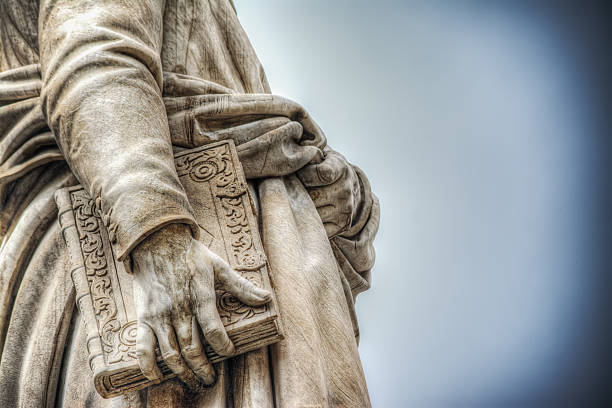 detail of Dante Alighieri statue close up of Dante Alighieri statue in Florence, Italy dante stock pictures, royalty-free photos & images