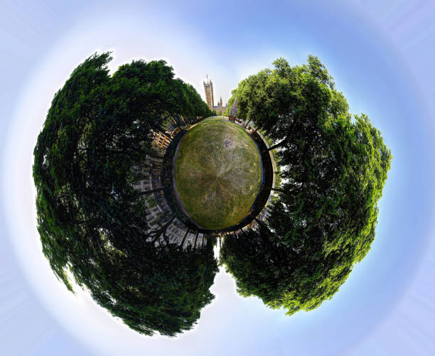 istock Polar Panorama in Victoria Tower Gardens 494091394