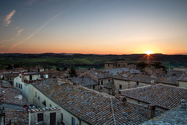 istock Sunrise over Pienza 494120747