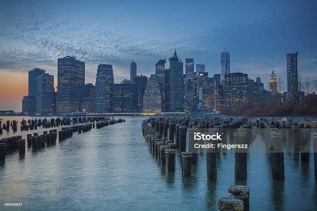 Manhattan ao pôr-do-sol - Foto de stock de Arquitetura royalty-free