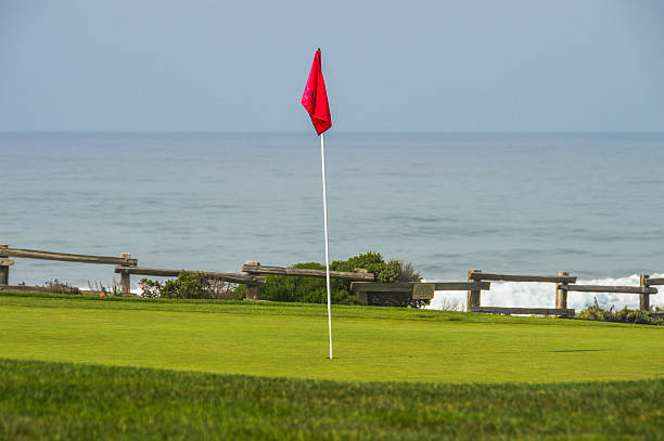 istock Golf green by the coast 494122576