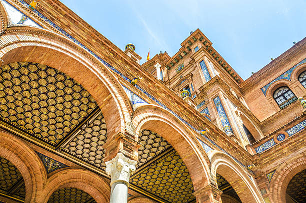 플라자 드 에스파냐 in 세빌랴, 스페인 - plaza de espana seville victorian architecture architectural styles 뉴스 사진 이미지