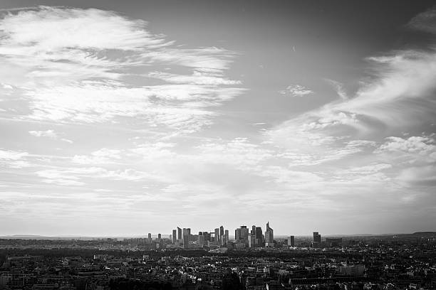 istock Cityscape of Paris 494155094