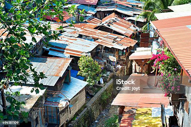 Foto de Cebu Bairros Degradados Onde Surgem e mais fotos de stock de Filipinas - Filipinas, Pobreza - Questão social, Pessoas