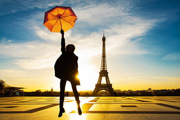 istock Fly to fashion Paris 494182534