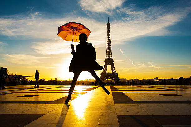istock Fly to fashion Paris 494182564