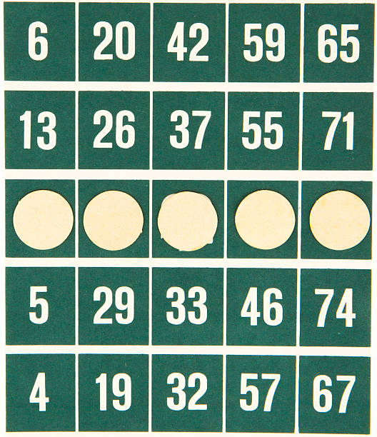 istock Green bingo card isolated 494183343