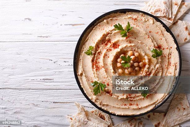 클래식 후머스 피타 Bread 수평계 상단 보기 음식에 대한 스톡 사진 및 기타 이미지 - 음식, 후머스, 아라비아