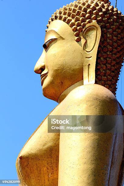 Estatua De Buda Foto de stock y más banco de imágenes de Asia - Asia, Azul, Budismo