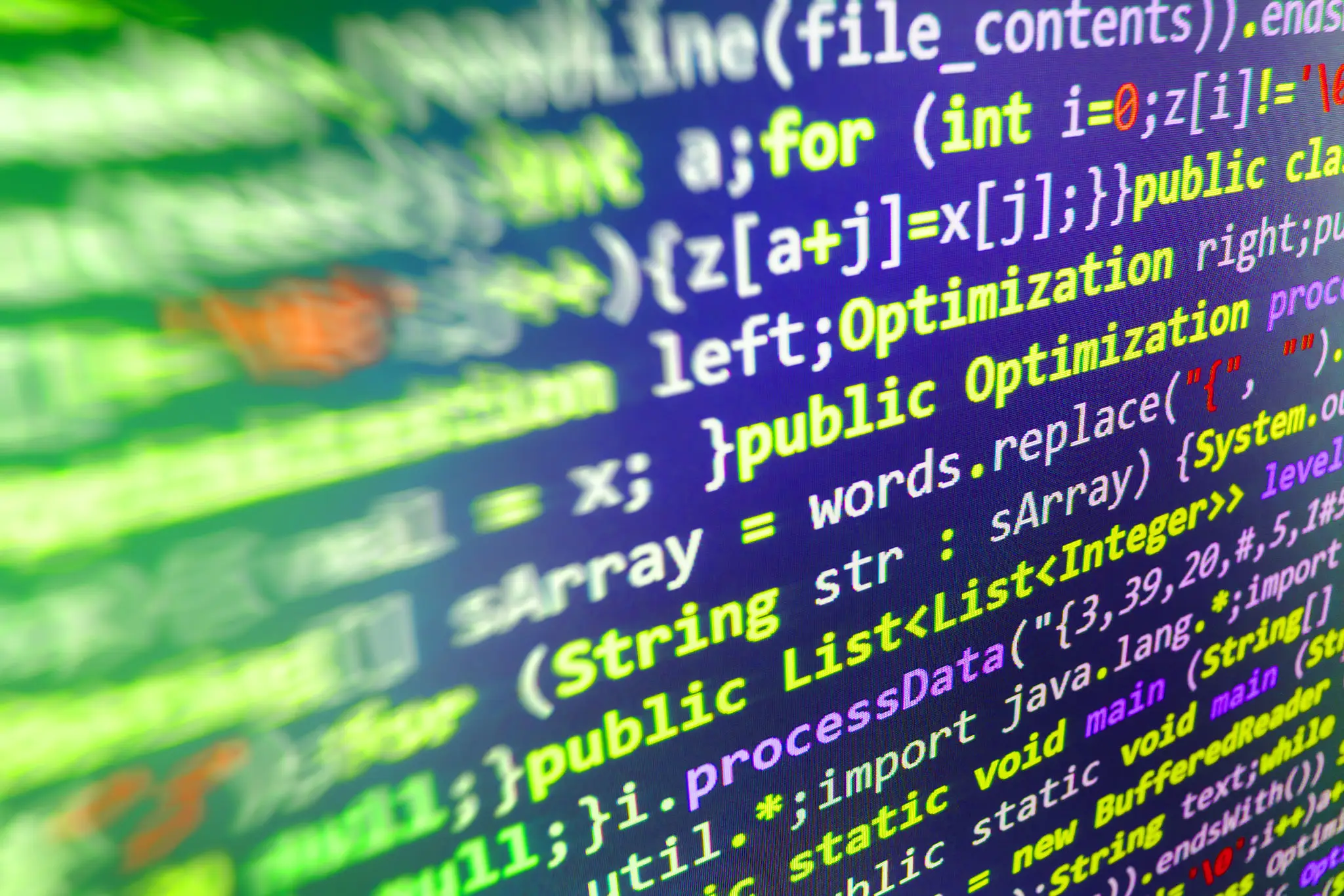 컴퓨터와 함께하는 고랭 프로그래밍 기초 2 Software developer programming code on computer