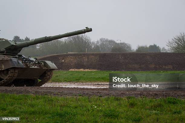 Gun Bastionik - zdjęcia stockowe i więcej obrazów Czołg - Czołg, Wojsko, Błoto