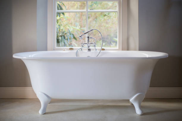 Claw foot tub in luxury bathroom  free standing bath stock pictures, royalty-free photos & images