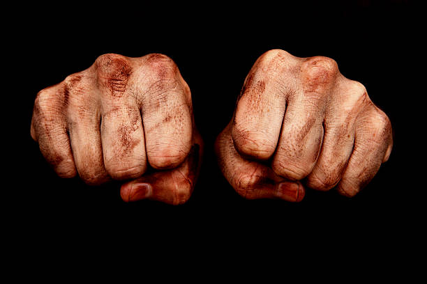 trabalho árduo fists - knuckle imagens e fotografias de stock