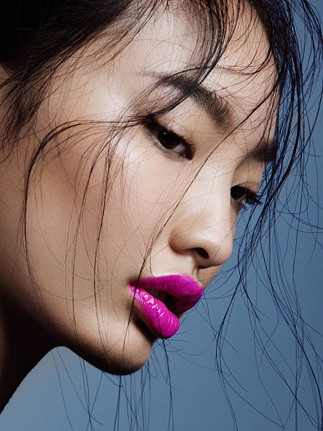 beleza asiática - portrait vertical close up female imagens e fotografias de stock