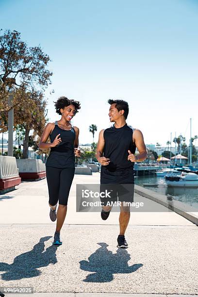 Urban Fitness Stock Photo - Download Image Now - 20-29 Years, 25-29 Years, Active Lifestyle